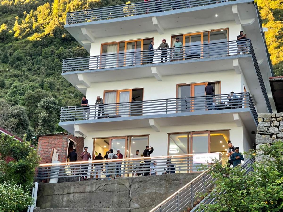 Хостел Madpackers Mcleodganj Дармсала Экстерьер фото